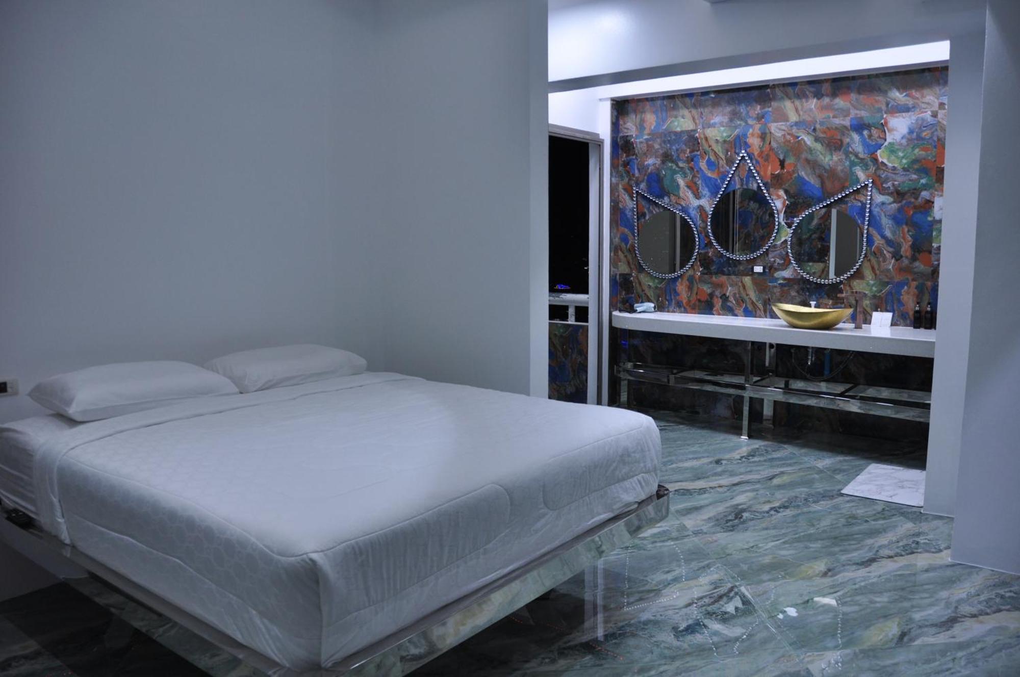Apartmán Patong Tower Excellence Pta 2025 Exteriér fotografie